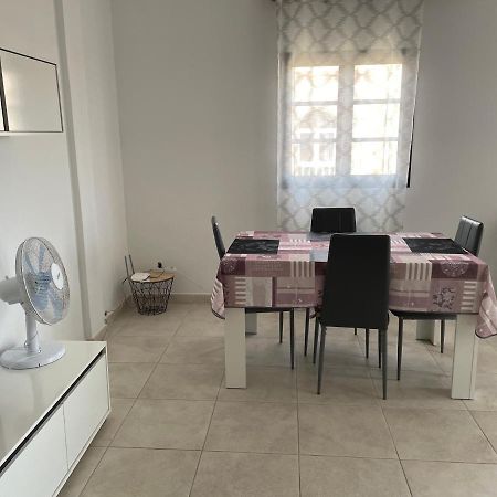 Calle Eusebio Carballo Estevez Appartement Corralejo Buitenkant foto