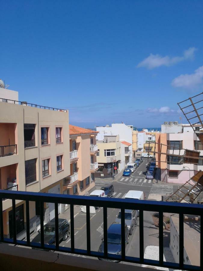 Calle Eusebio Carballo Estevez Corralejo Buitenkant foto